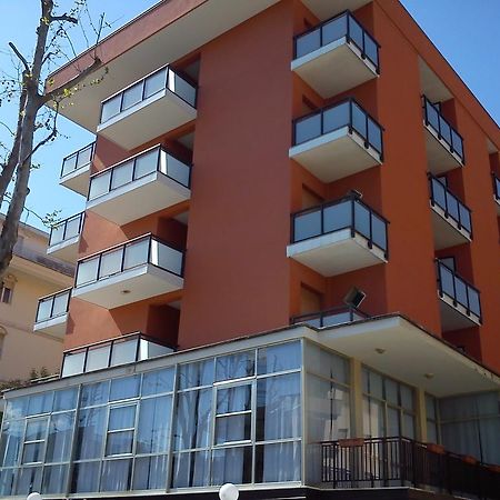 Hotel Darsena Cesenatico Exterior foto